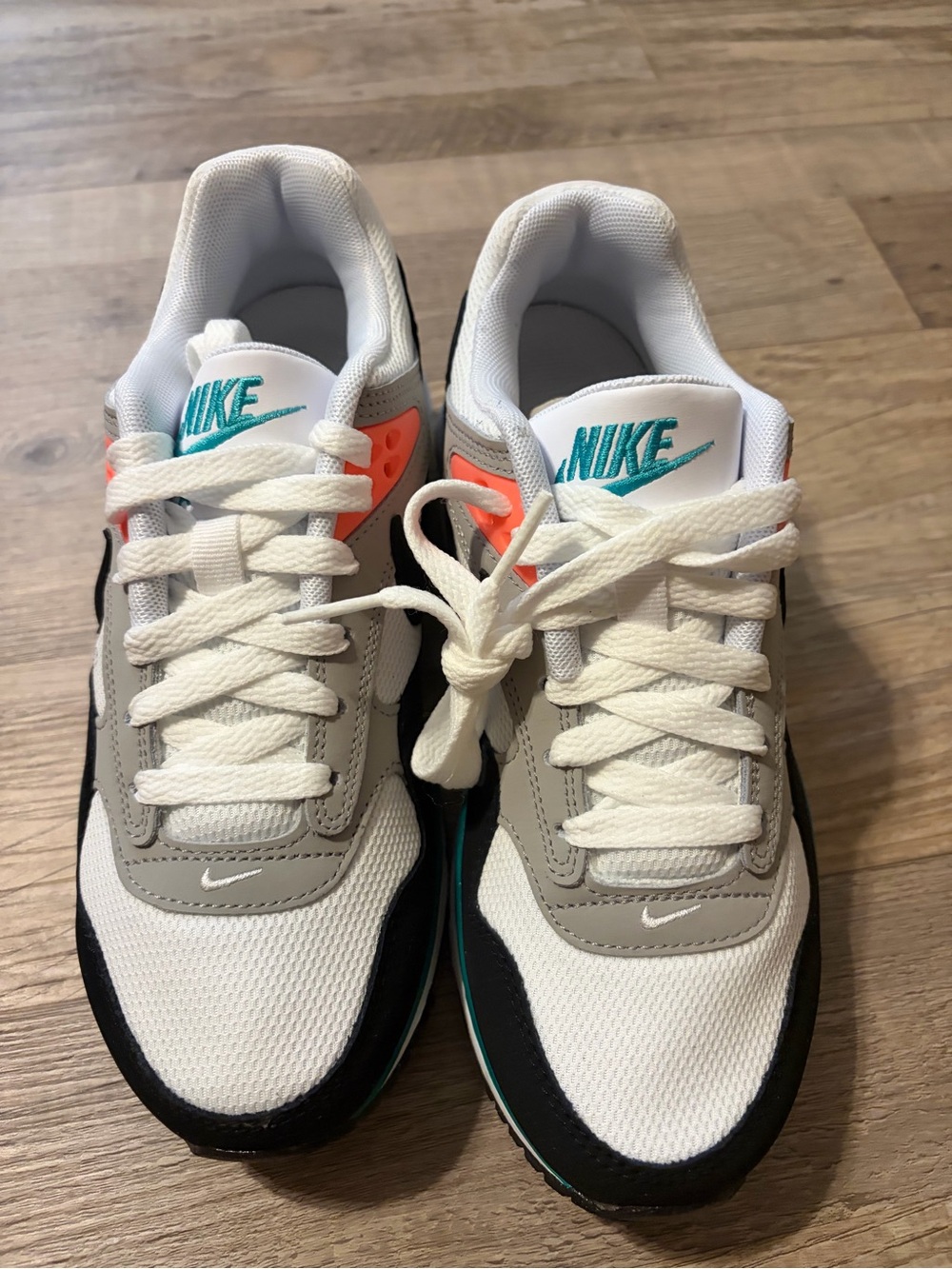 Nike Air Max Correlate Sneakers in White, Black & Teal Accent - Picture 3 of 5